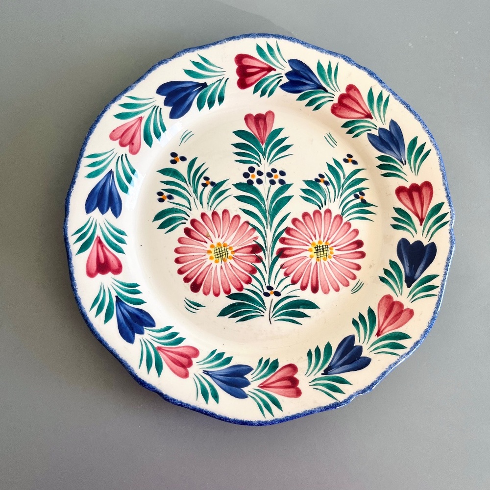 Quimper French plate / assiette vintage Quimper